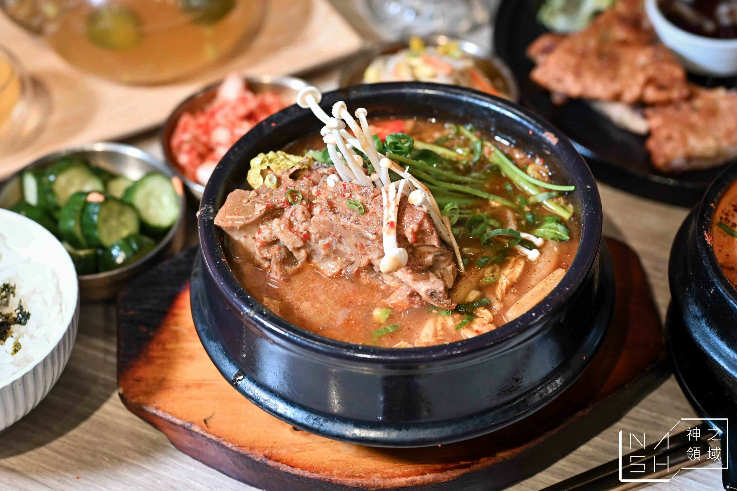梨谷韓式鐵板炭火烤肉