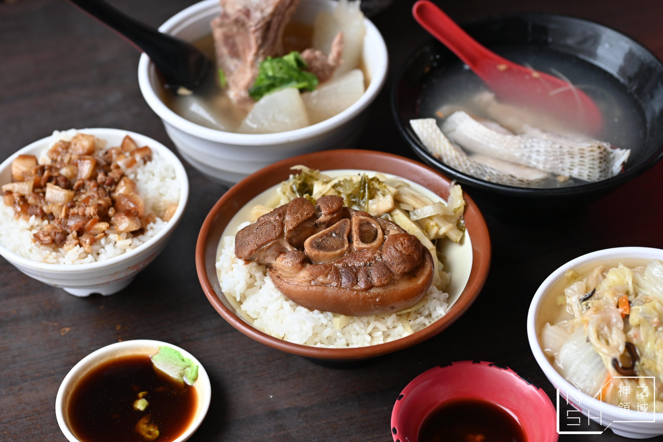 阿鴻知高飯小吃店