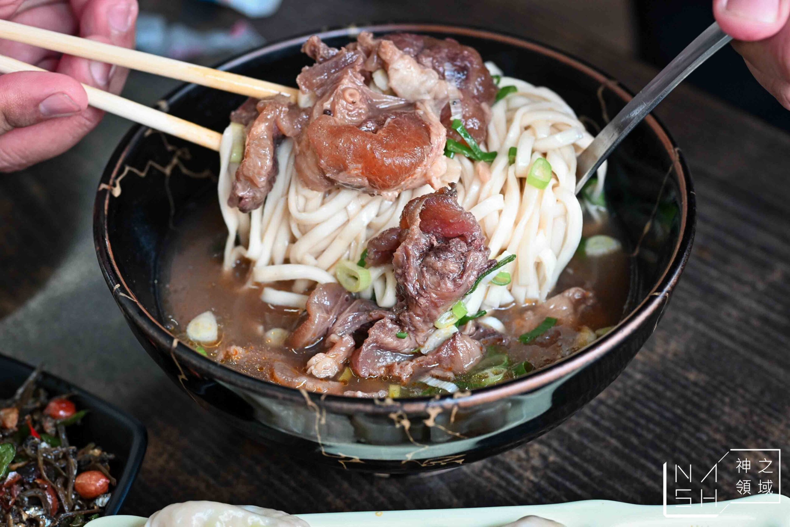 阿忠牛肉麵