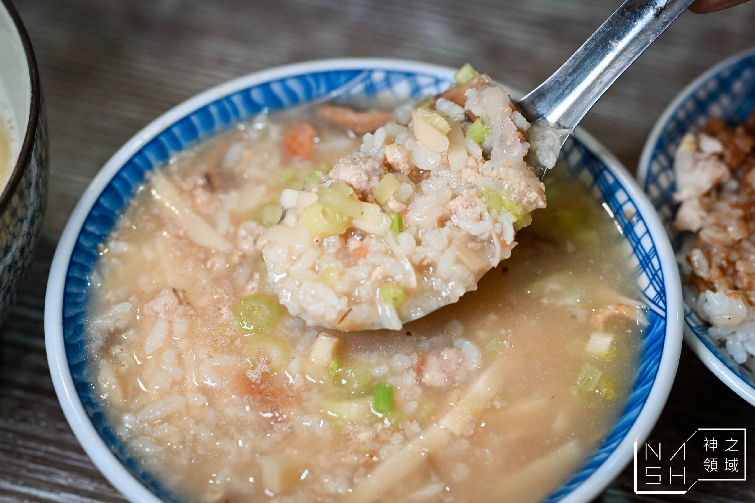 胖老闆誠意肉粥
