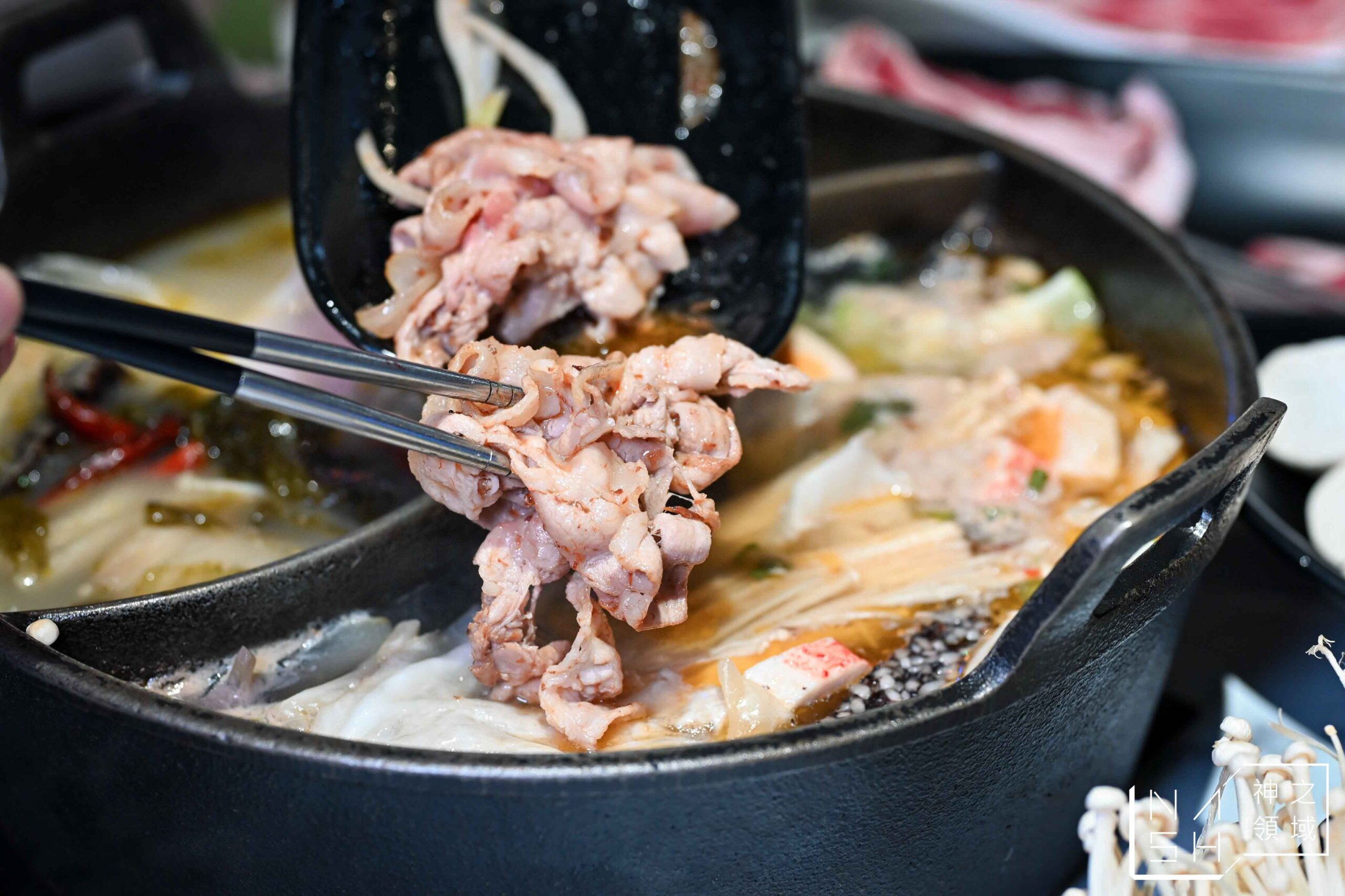 肉多多火鍋台北西門店