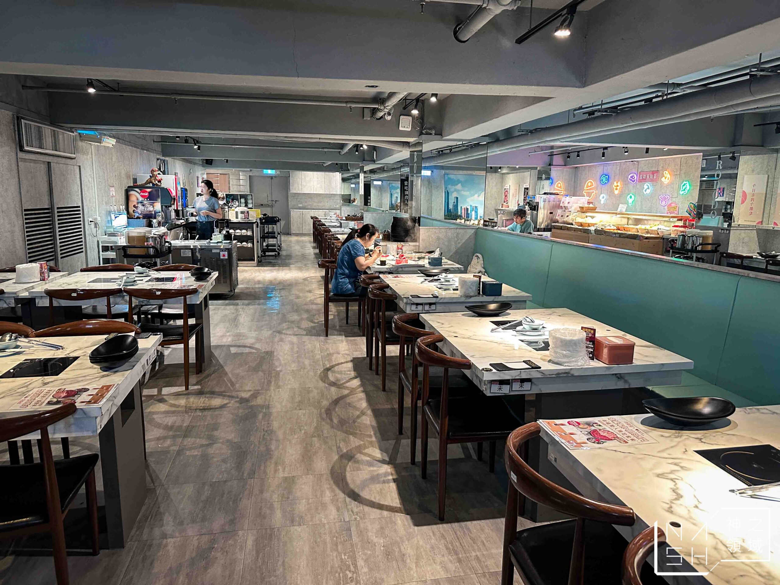 肉多多火鍋台北西門店