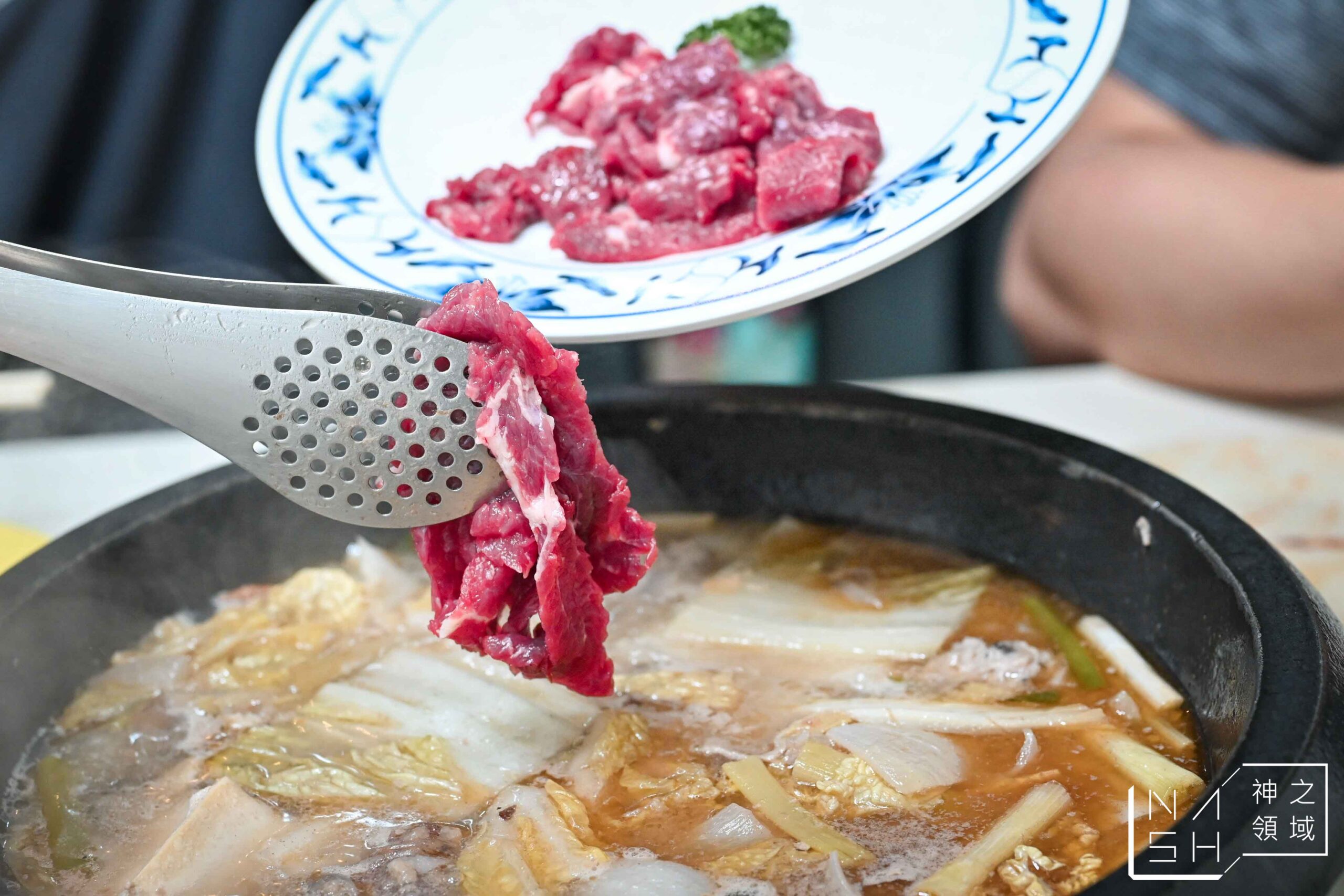 發爐石頭火鍋館