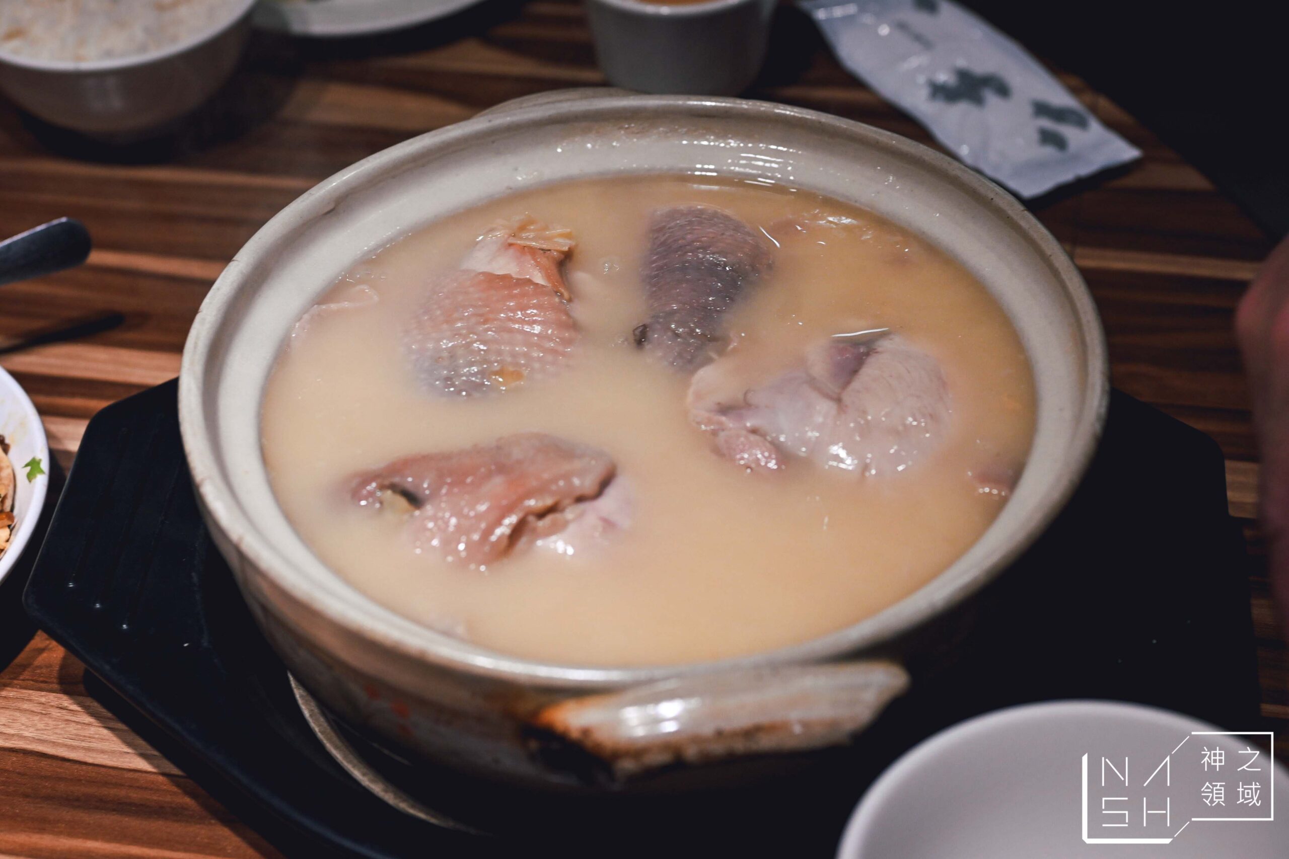 雞窩餐廳