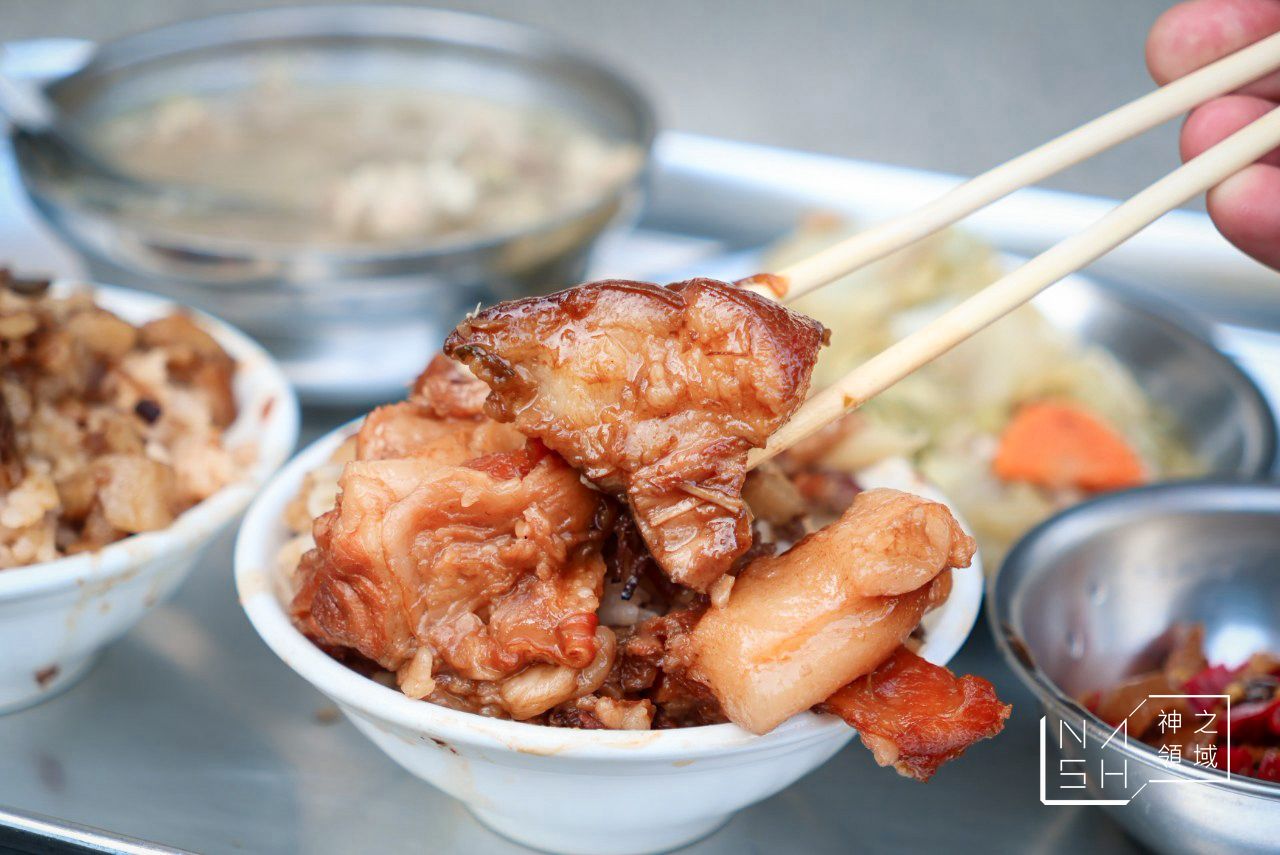 李海魯肉飯柳川店