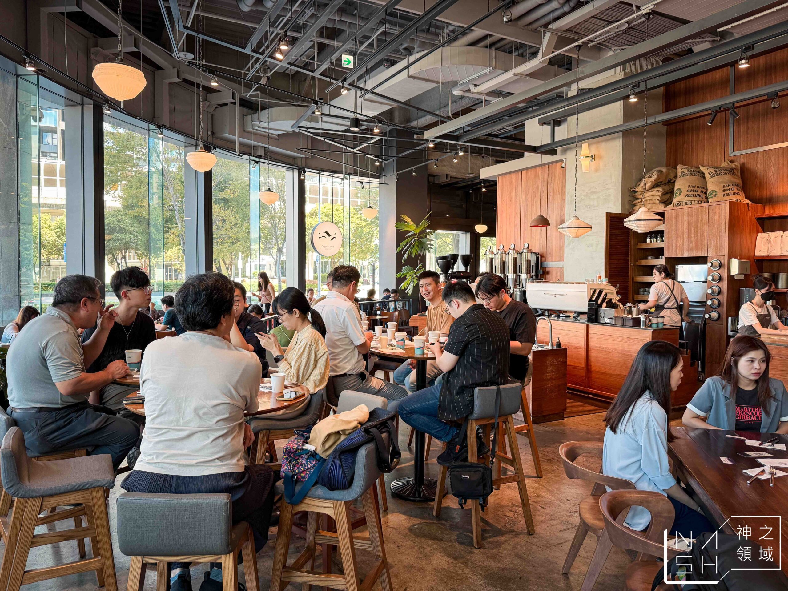 Coppii Lumii living coffee 冉冉生活