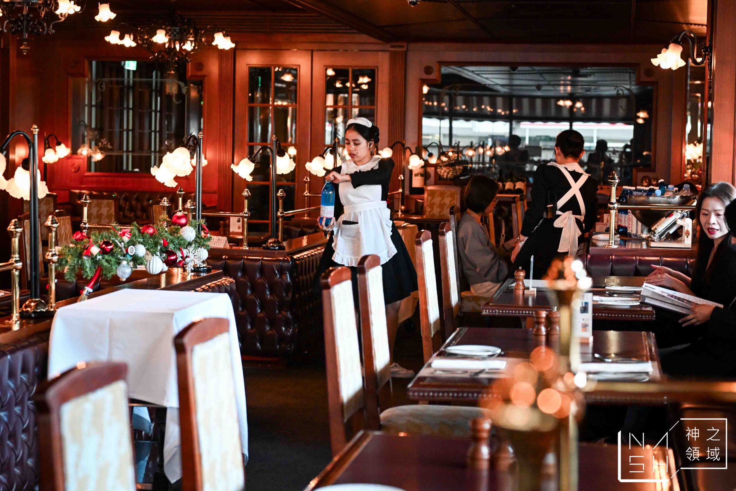 巴賽麗廳 La Brasserie
