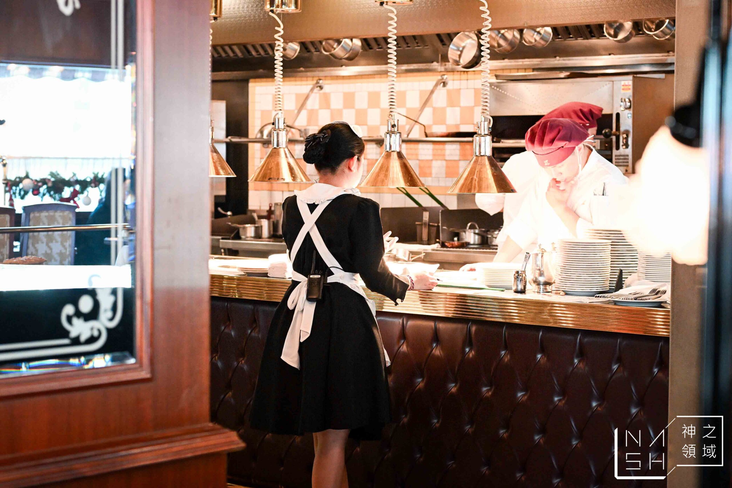 巴賽麗廳 La Brasserie