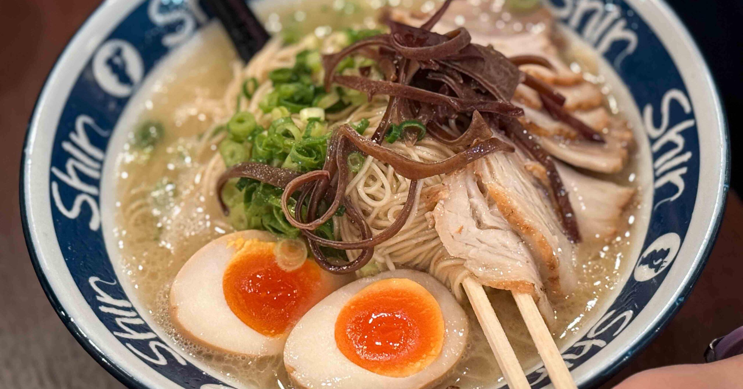 福岡車站 Shin-Shin 博多拉麵 KITTE博多店 @Nash，神之領域