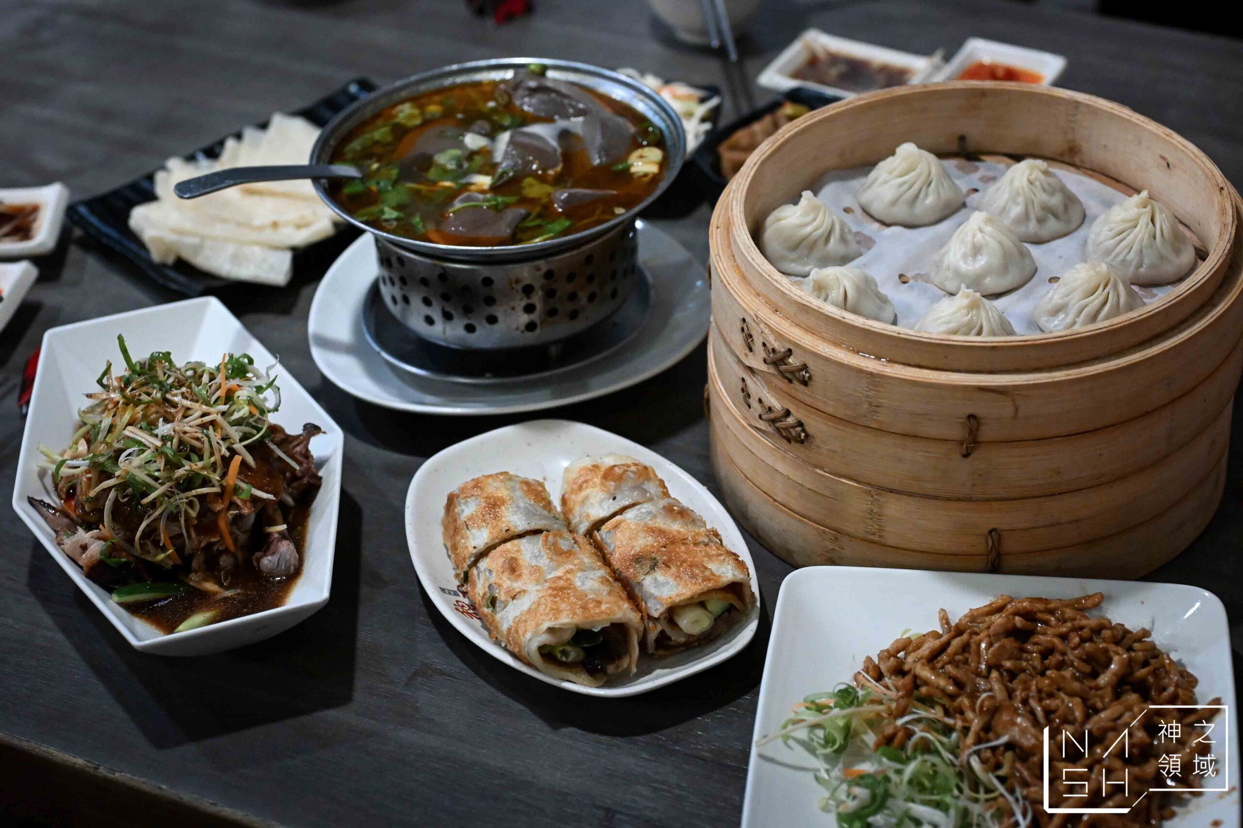 犂園湯包館