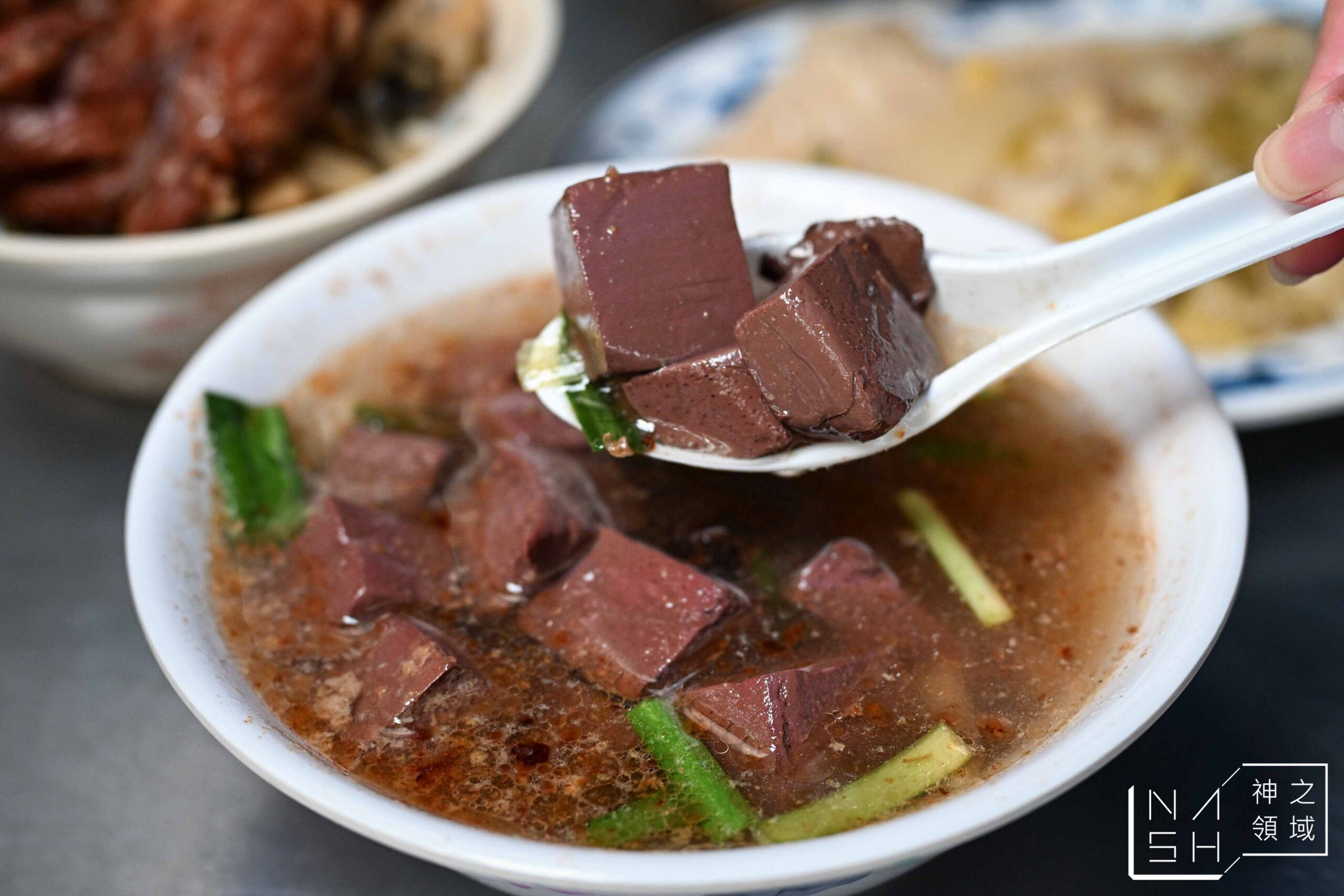 金龍焢肉飯