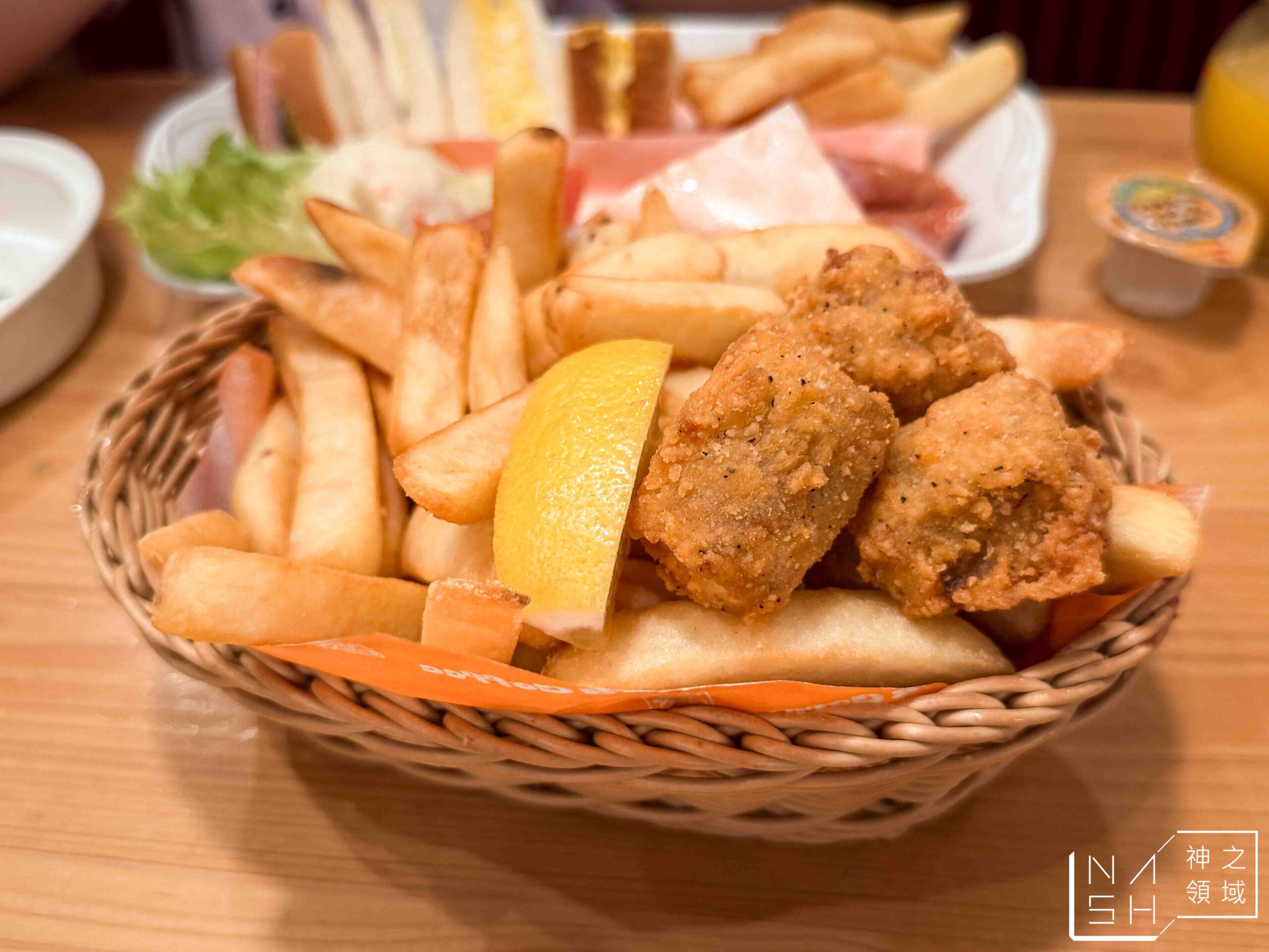 客美多咖啡 Komeda’s Coffee 大塚南口店