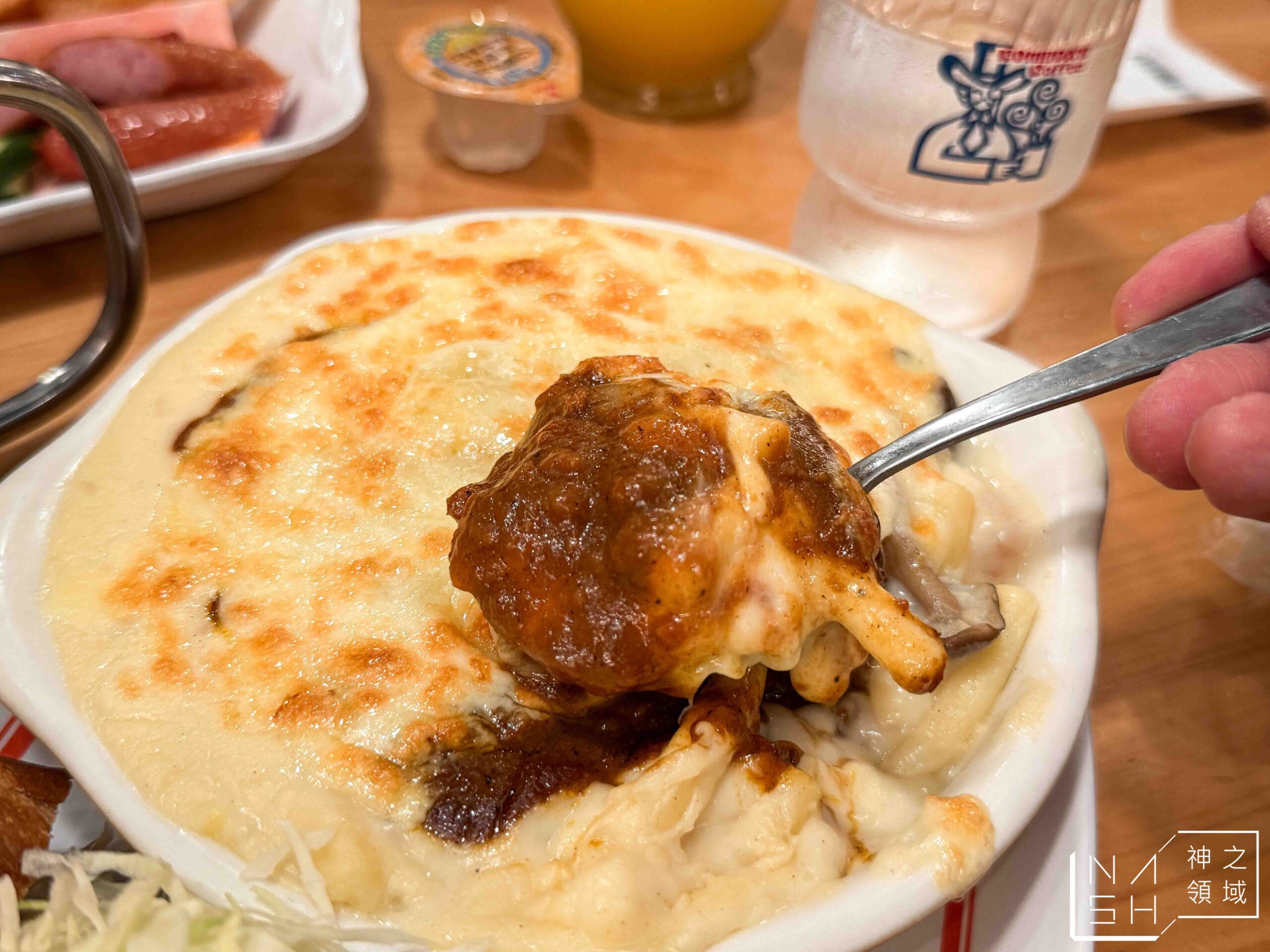 客美多咖啡 Komeda’s Coffee 大塚南口店