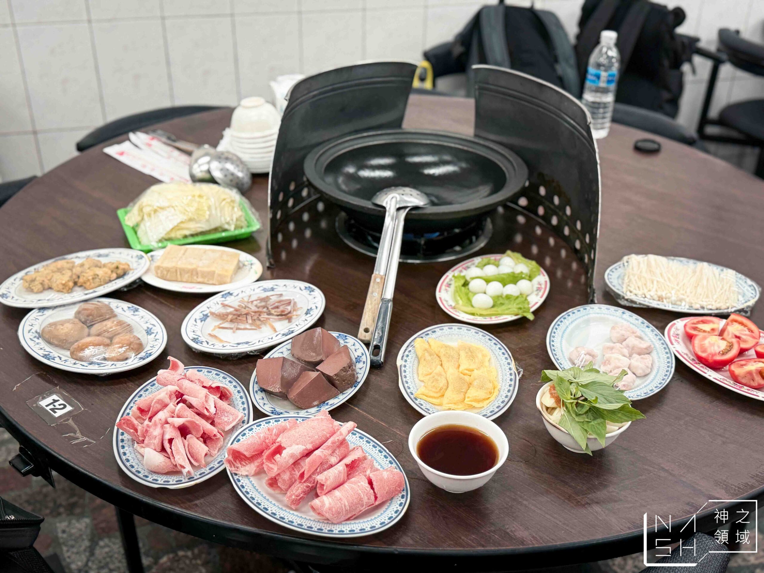 曾德自助火鍋城