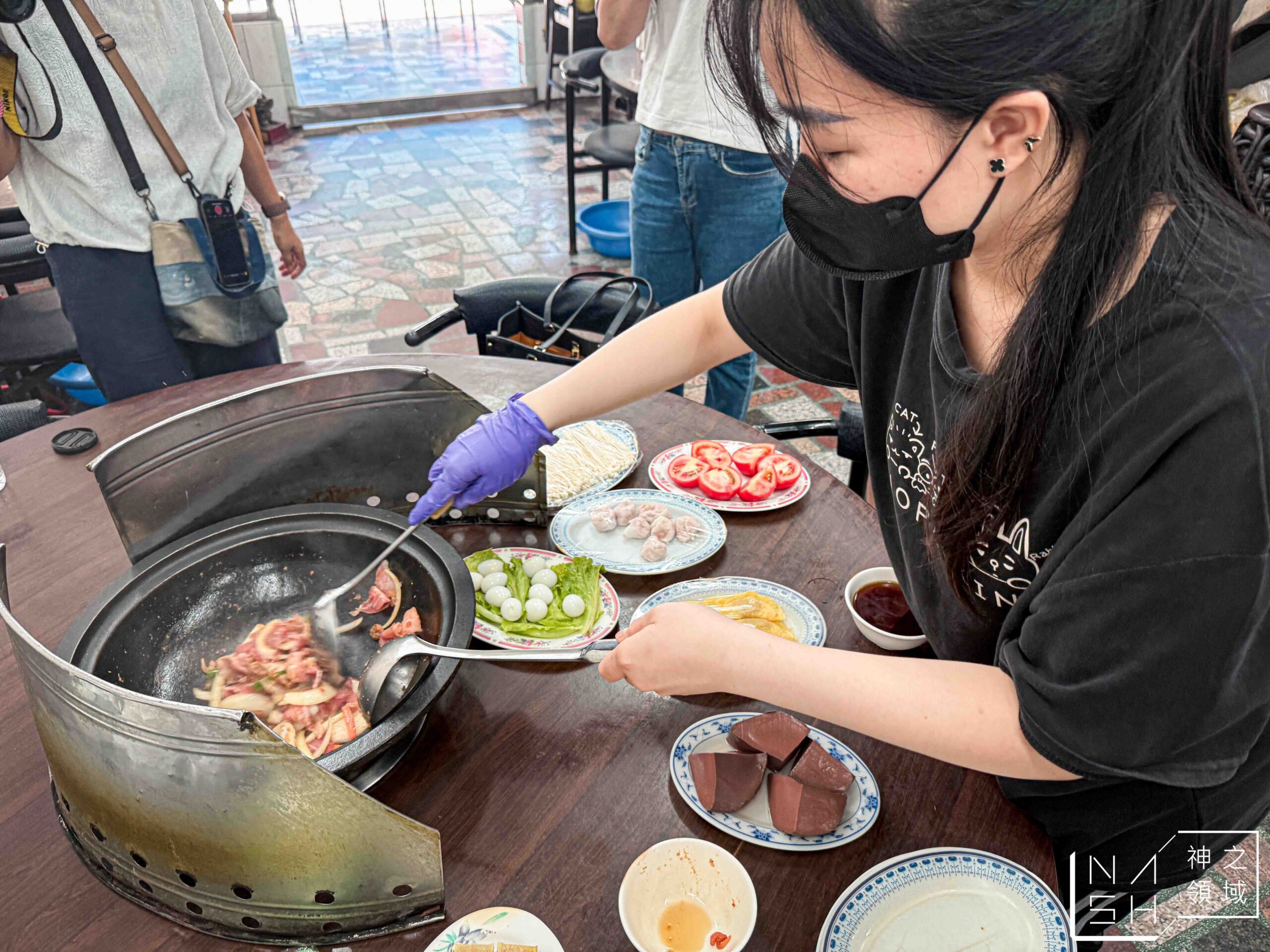 曾德自助火鍋城