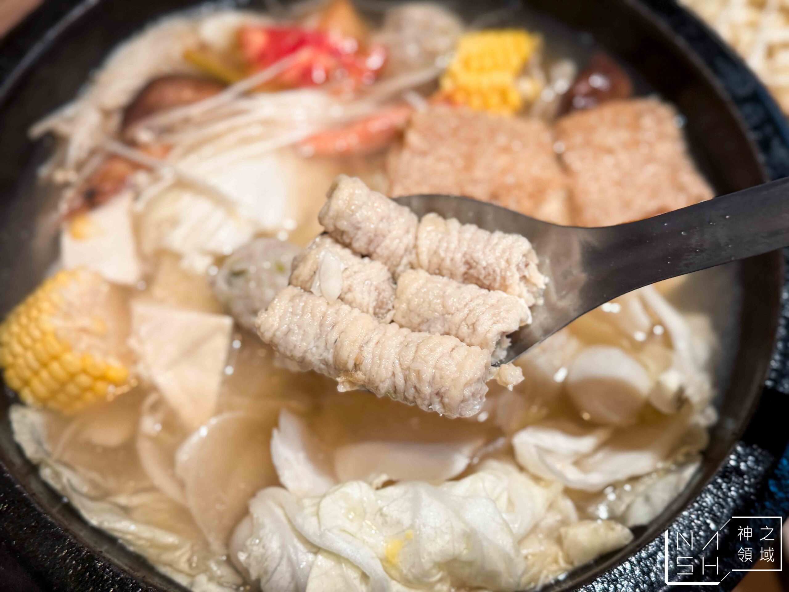 駅前傳統石頭火鍋