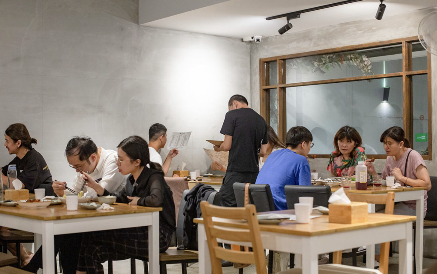 招治飯店