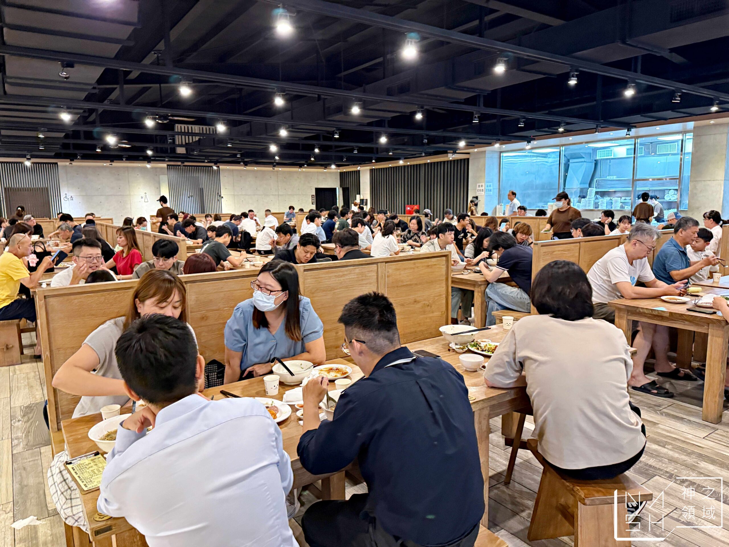 竹東邱記排骨酥麵