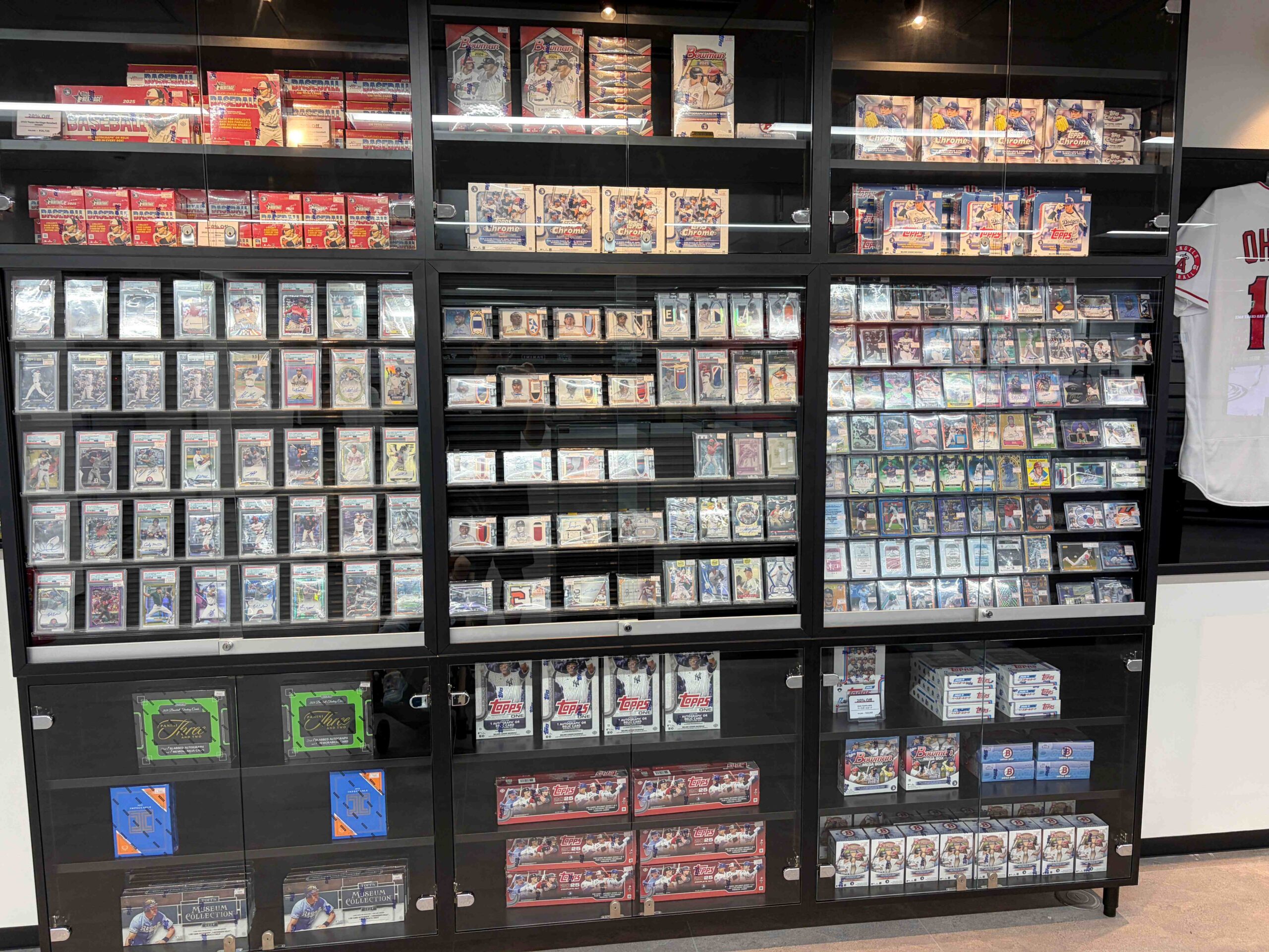 BLEZ ASIA池袋旗艦店