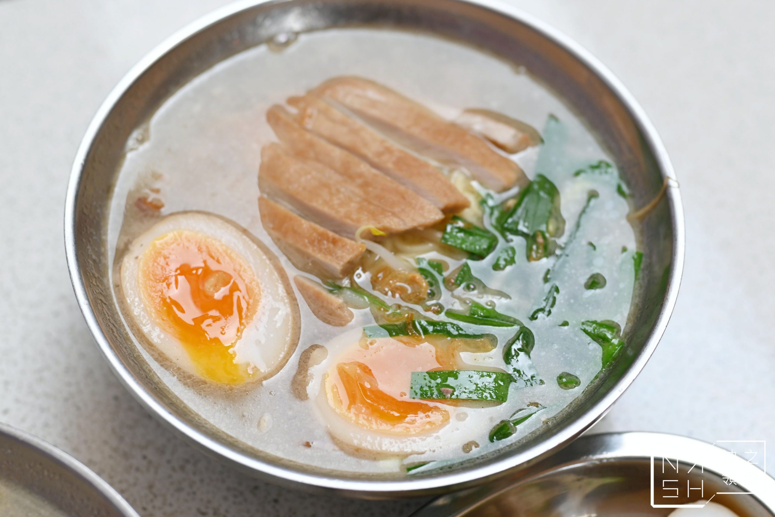 昶鴻麵點