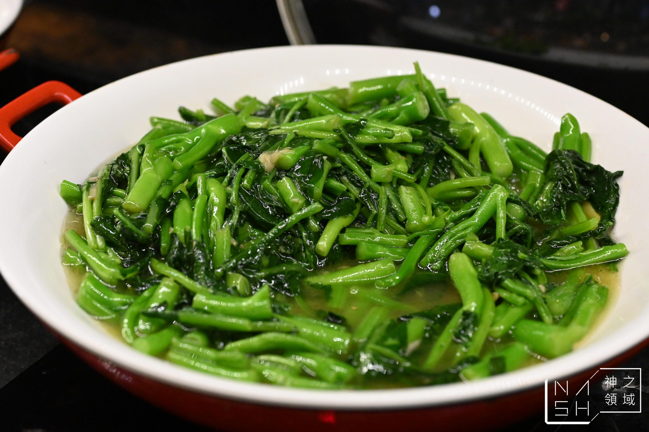 村民食堂1F廚窗港點・2F食大鍋