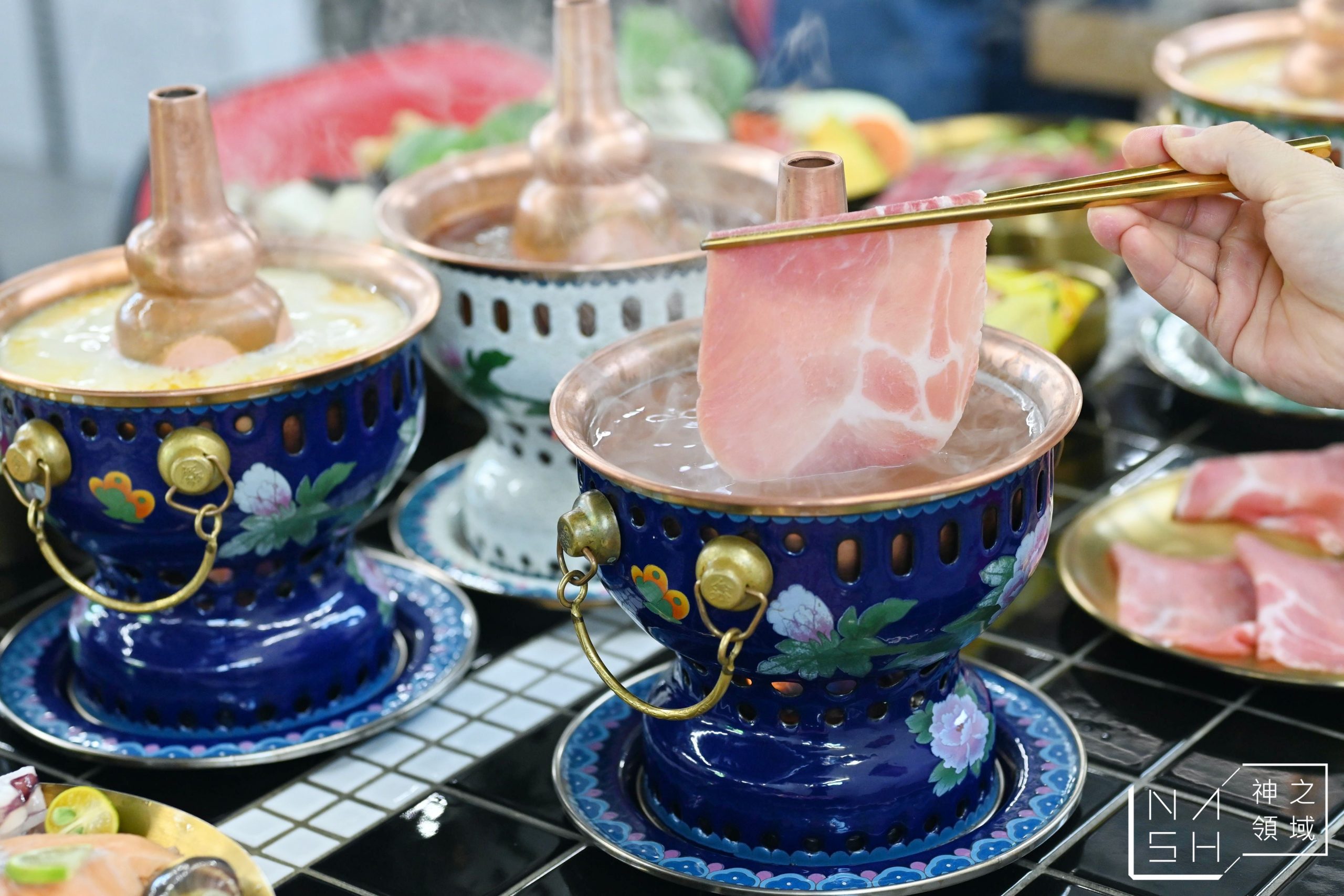 芳華火鍋公司