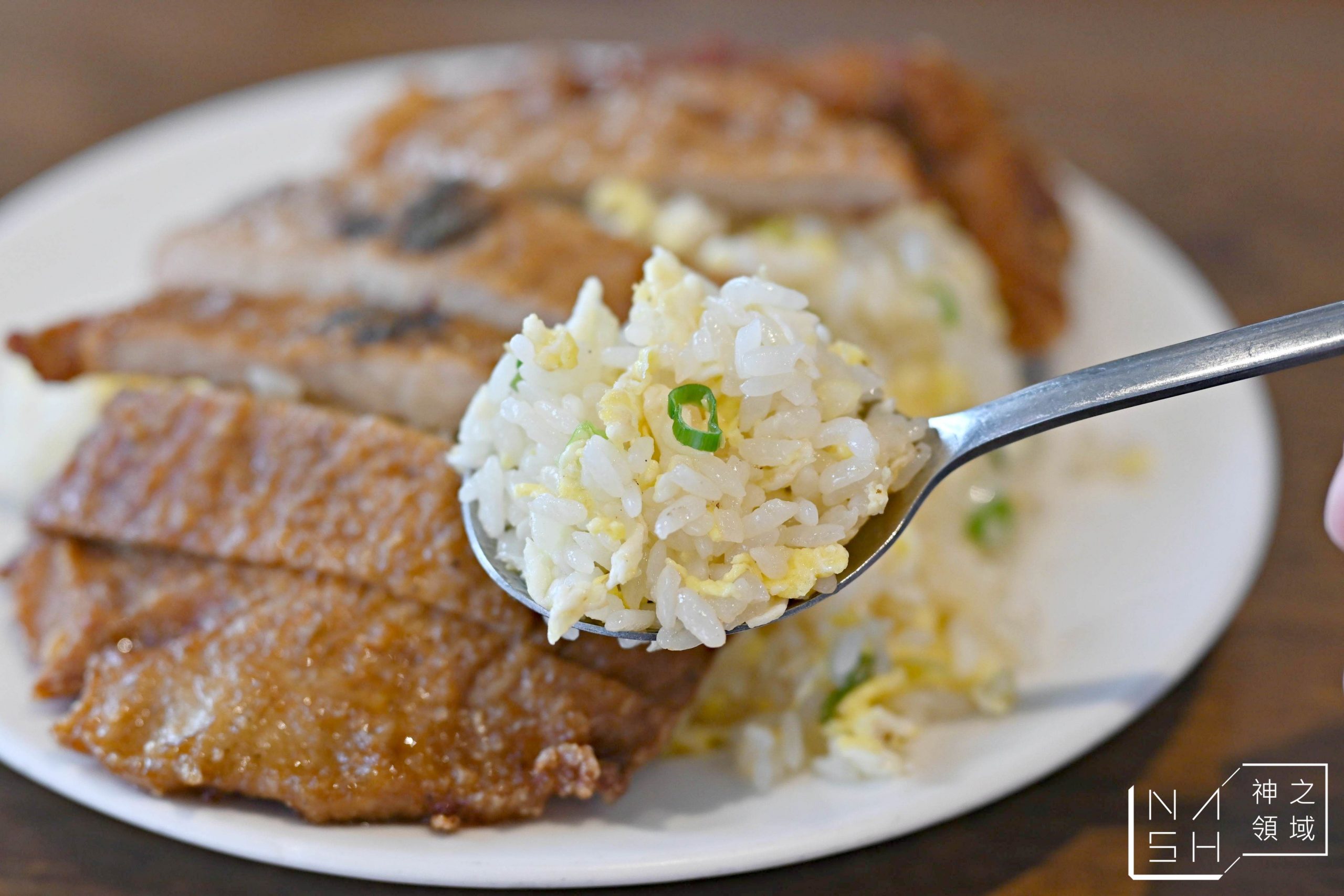 五草車中華麵食館