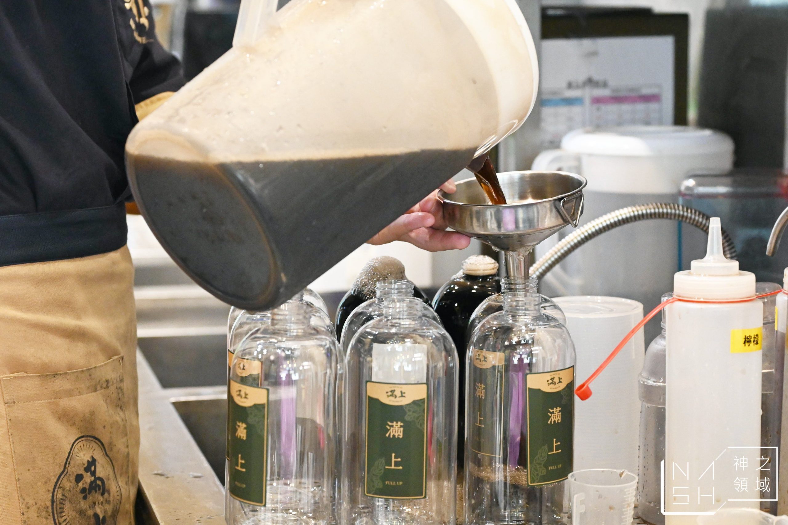 滿上仙草茶飲專賣店