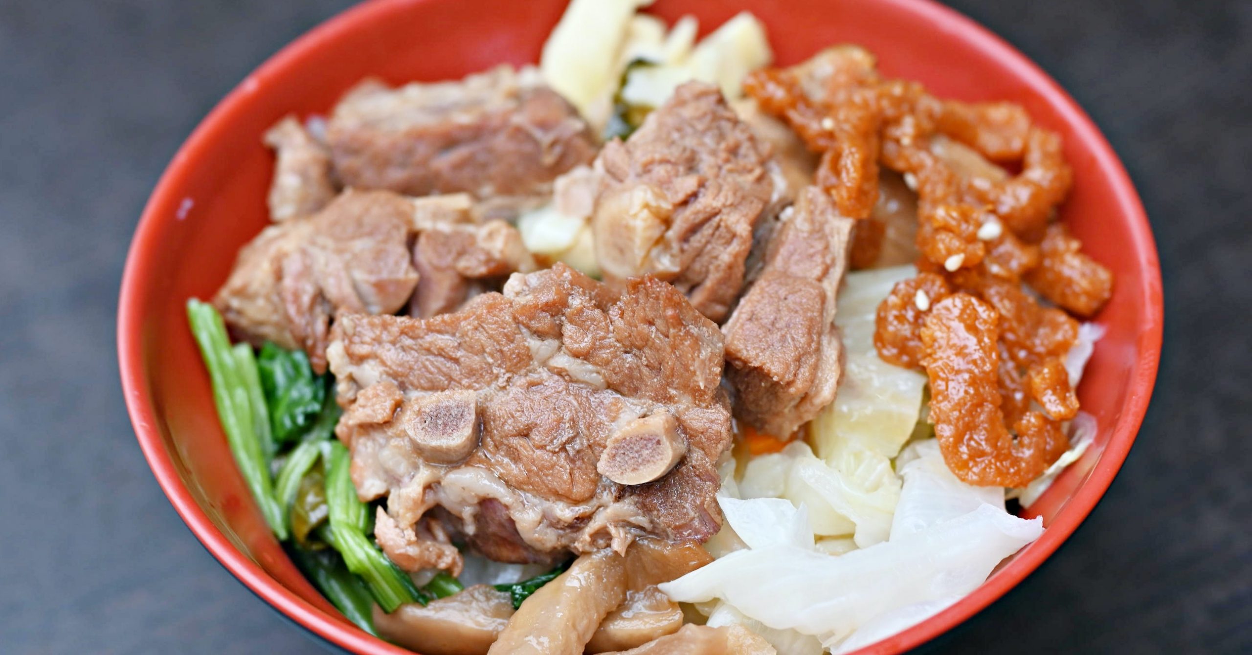【嘉義美食】阿亮Q排，懷舊豬小排飯真的太無敵 (菜單)