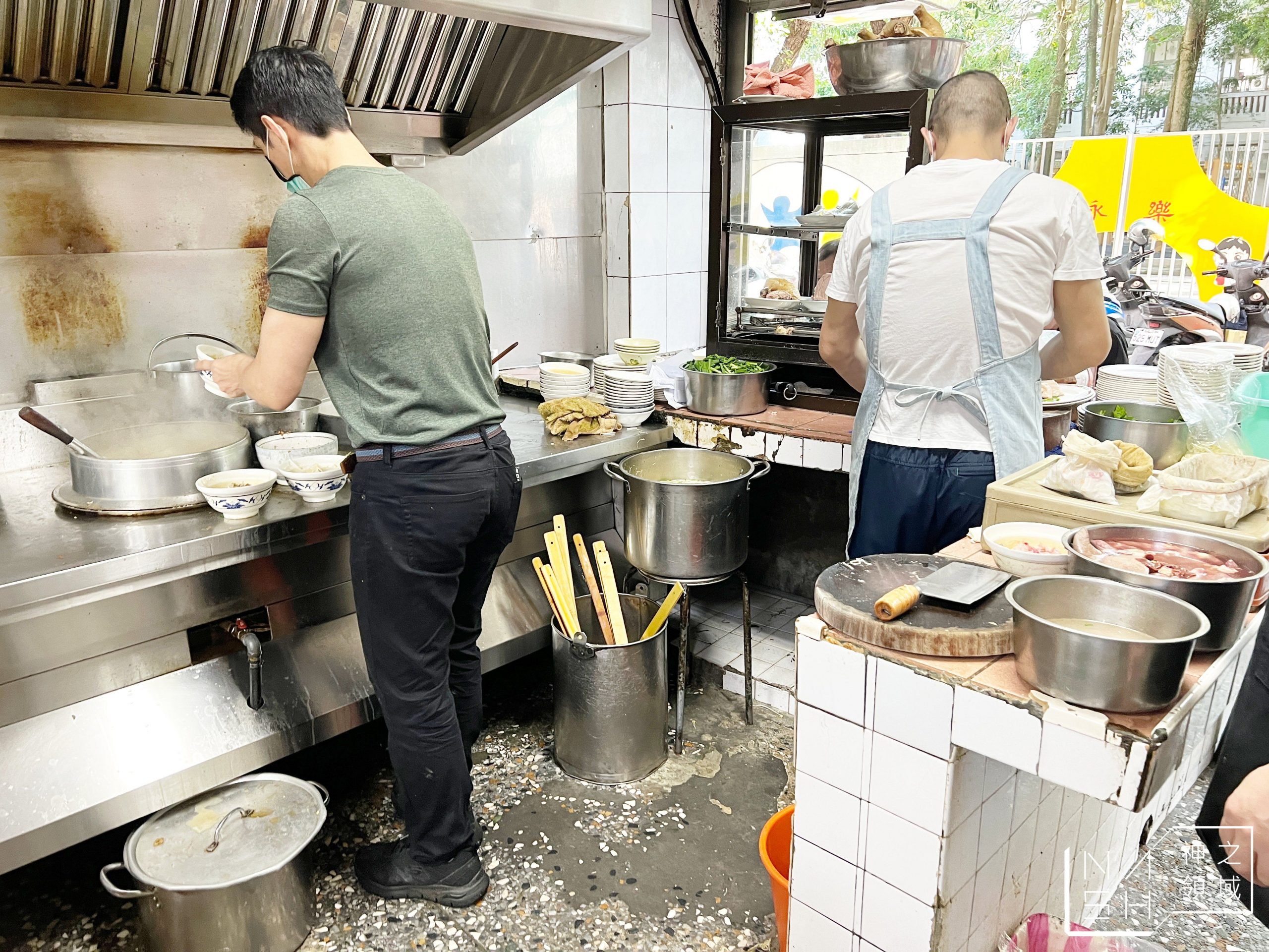 賣麵炎仔金泉小吃店