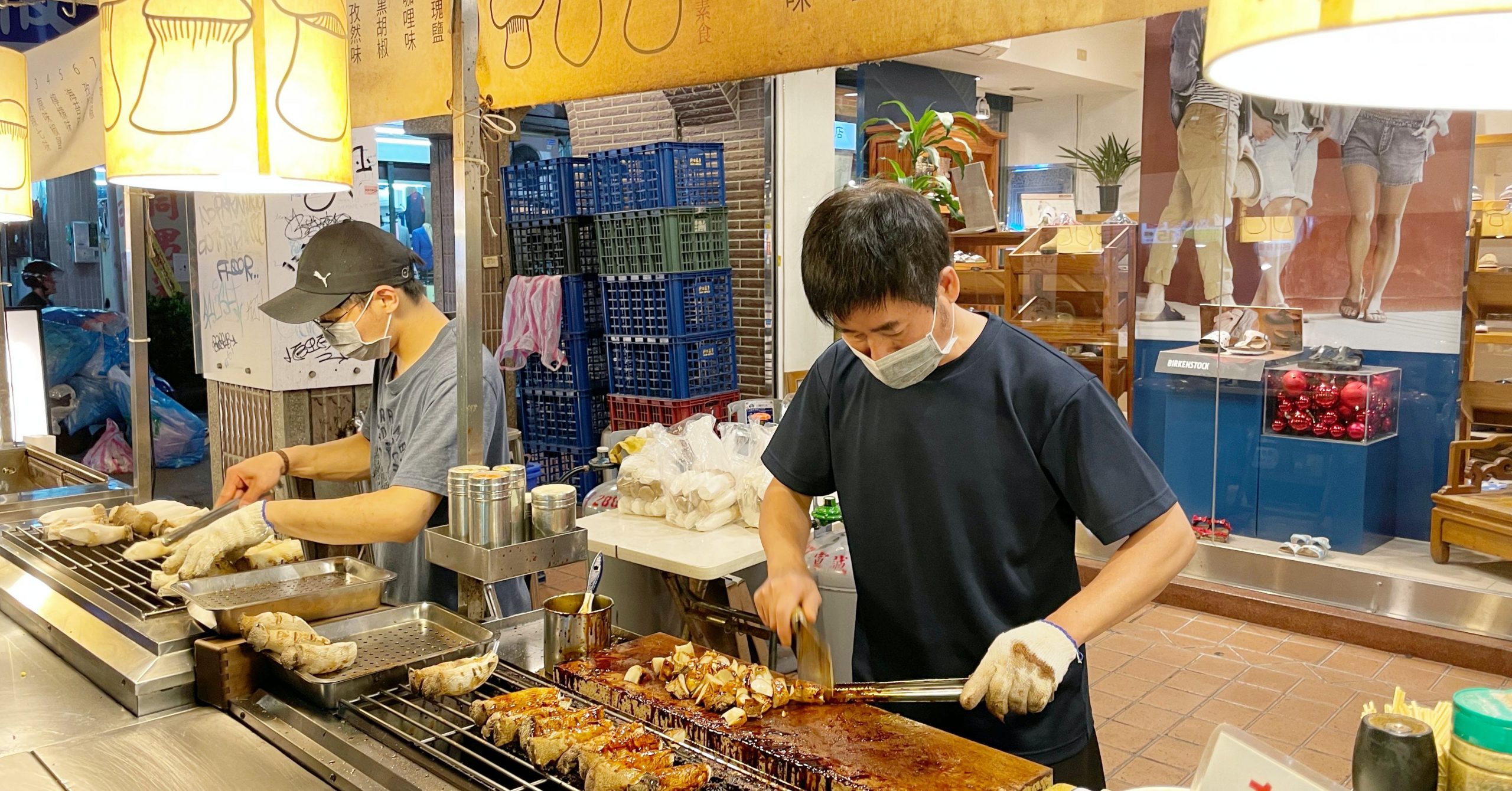 【士林夜市美食】燒烤杏鮑菇，人氣超旺的好吃杏鮑菇
