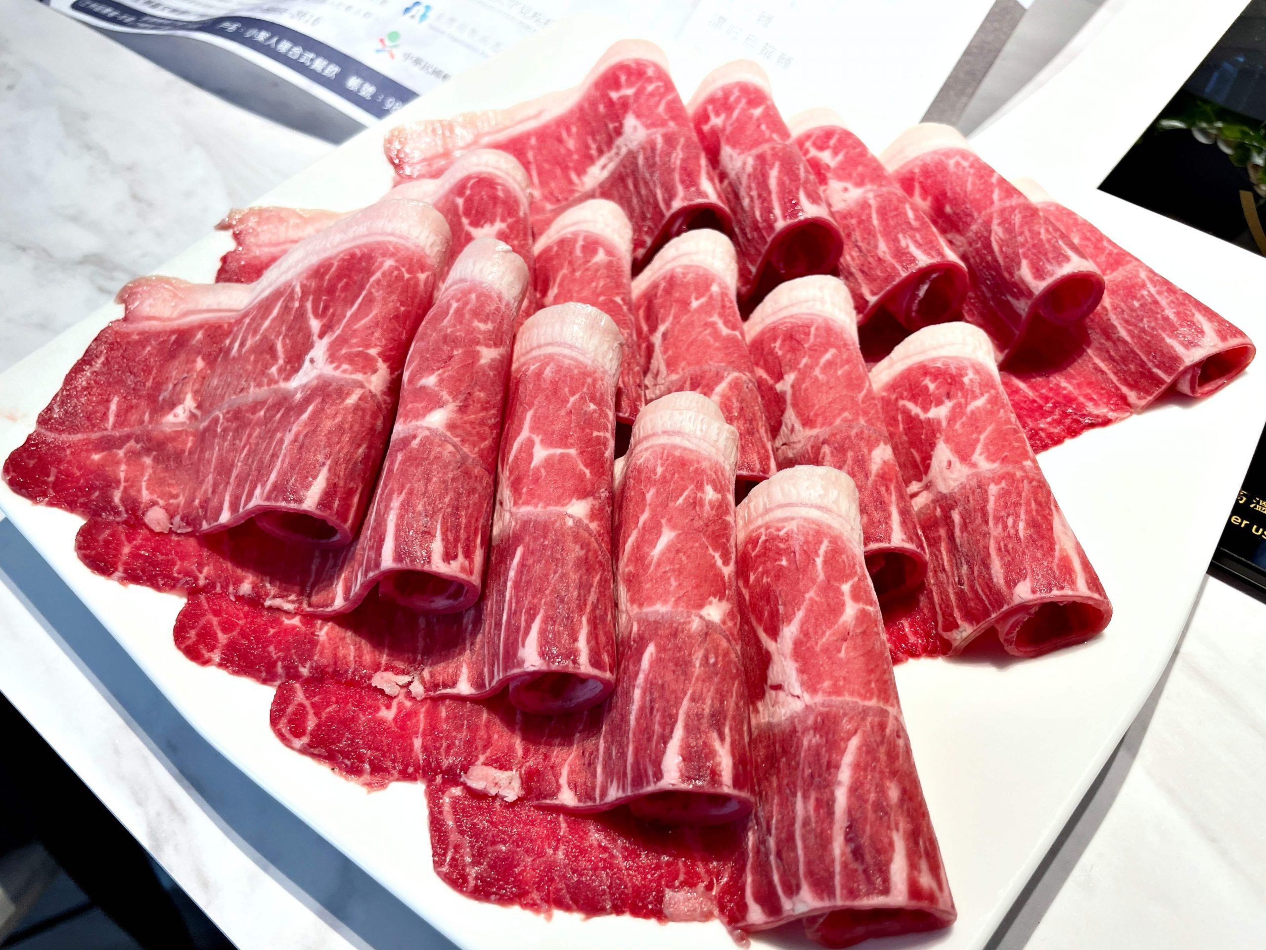 小聚人火鍋店
