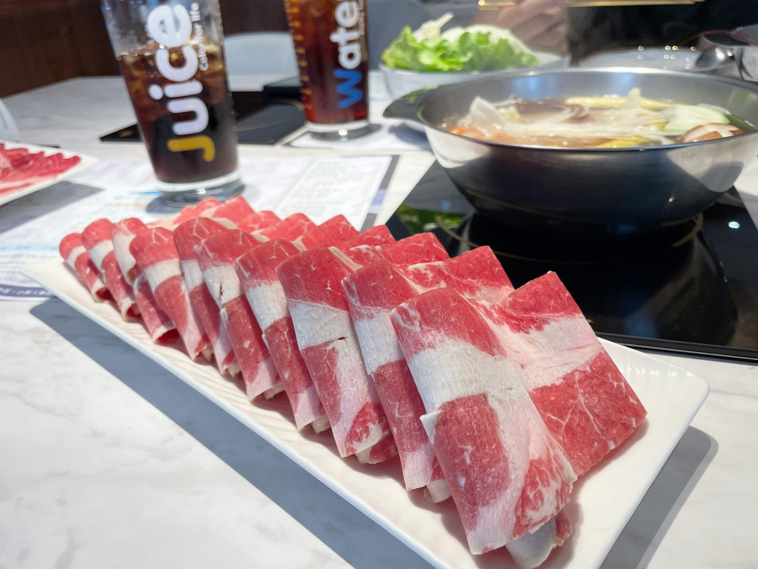 小聚人火鍋店