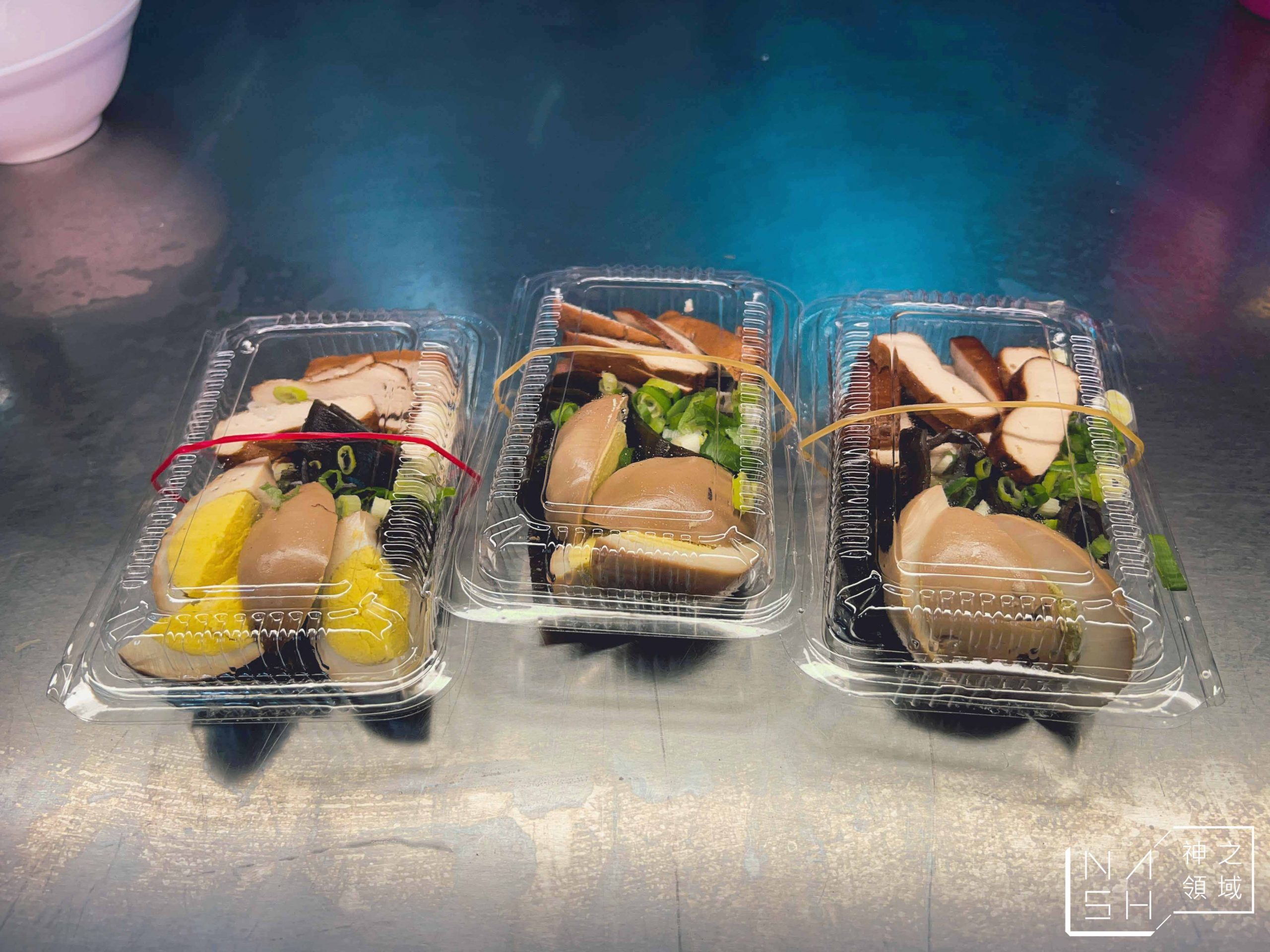 福珍排骨酥麵