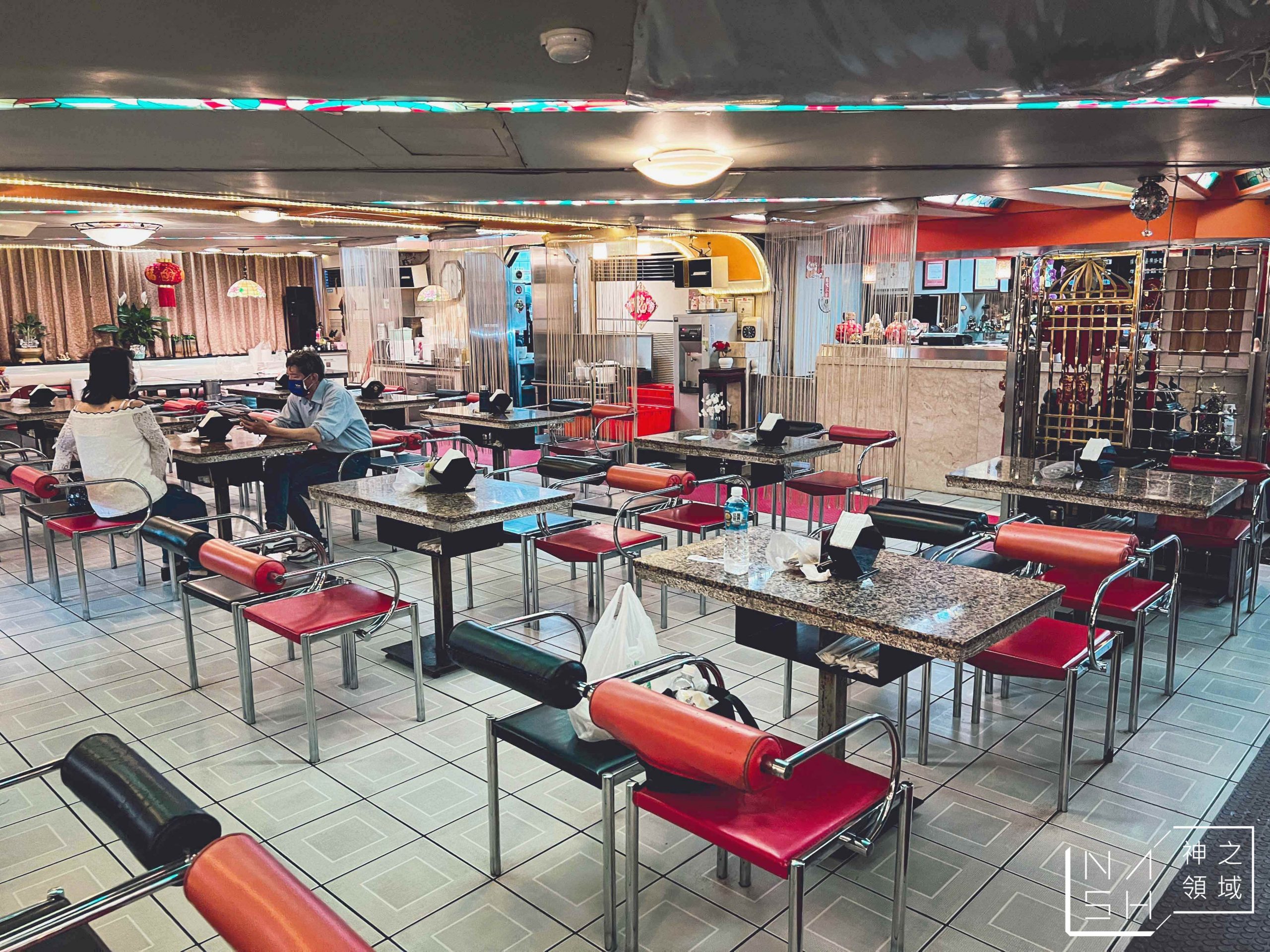 東一排骨總店