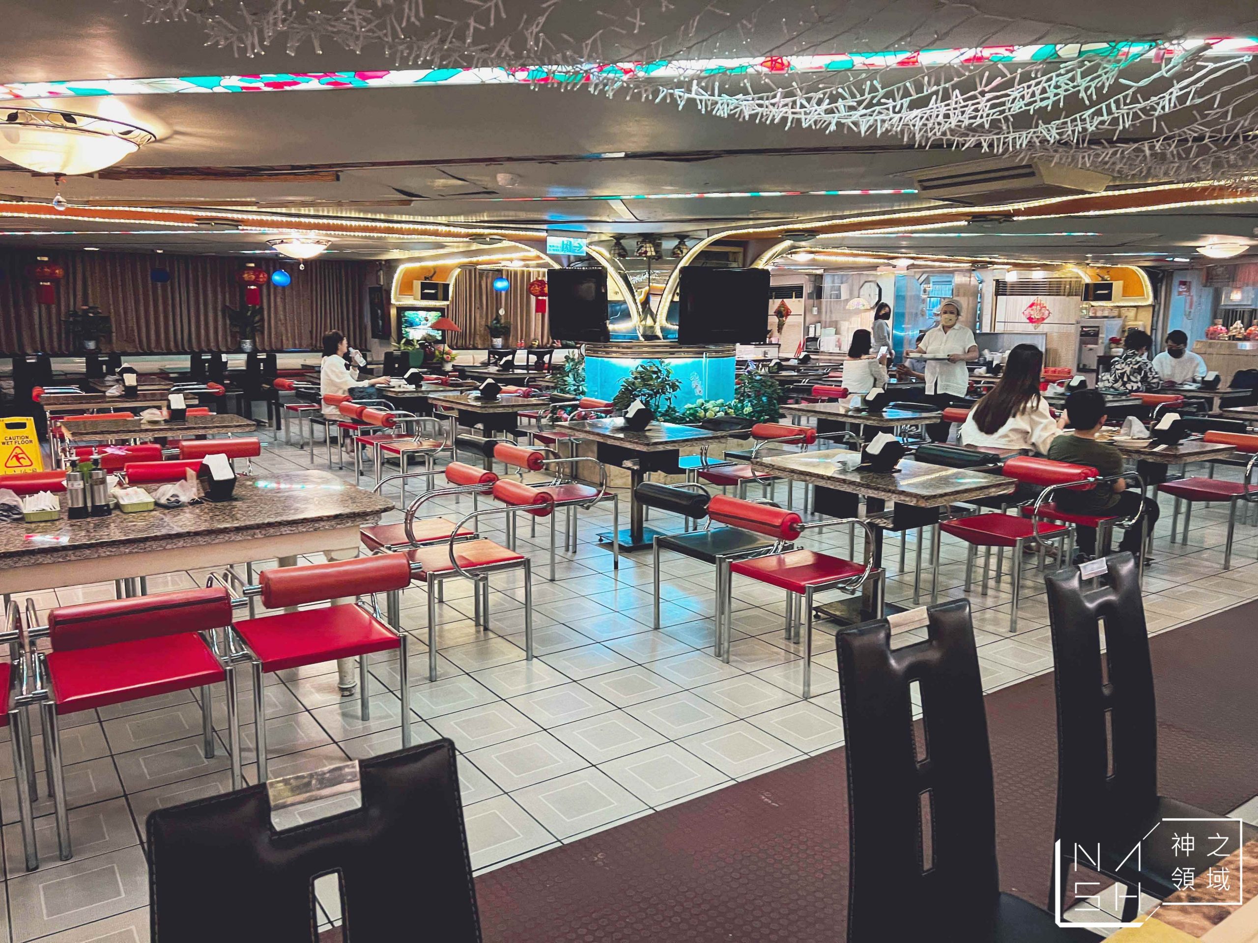 東一排骨總店