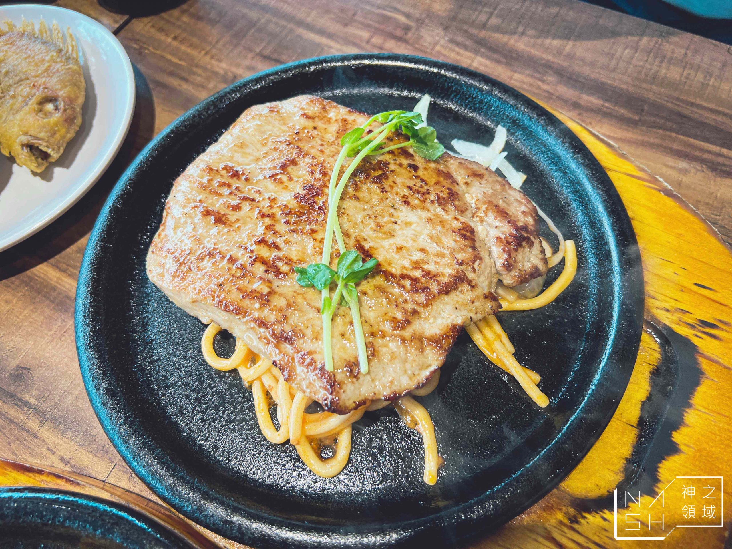 我家牛排中和店