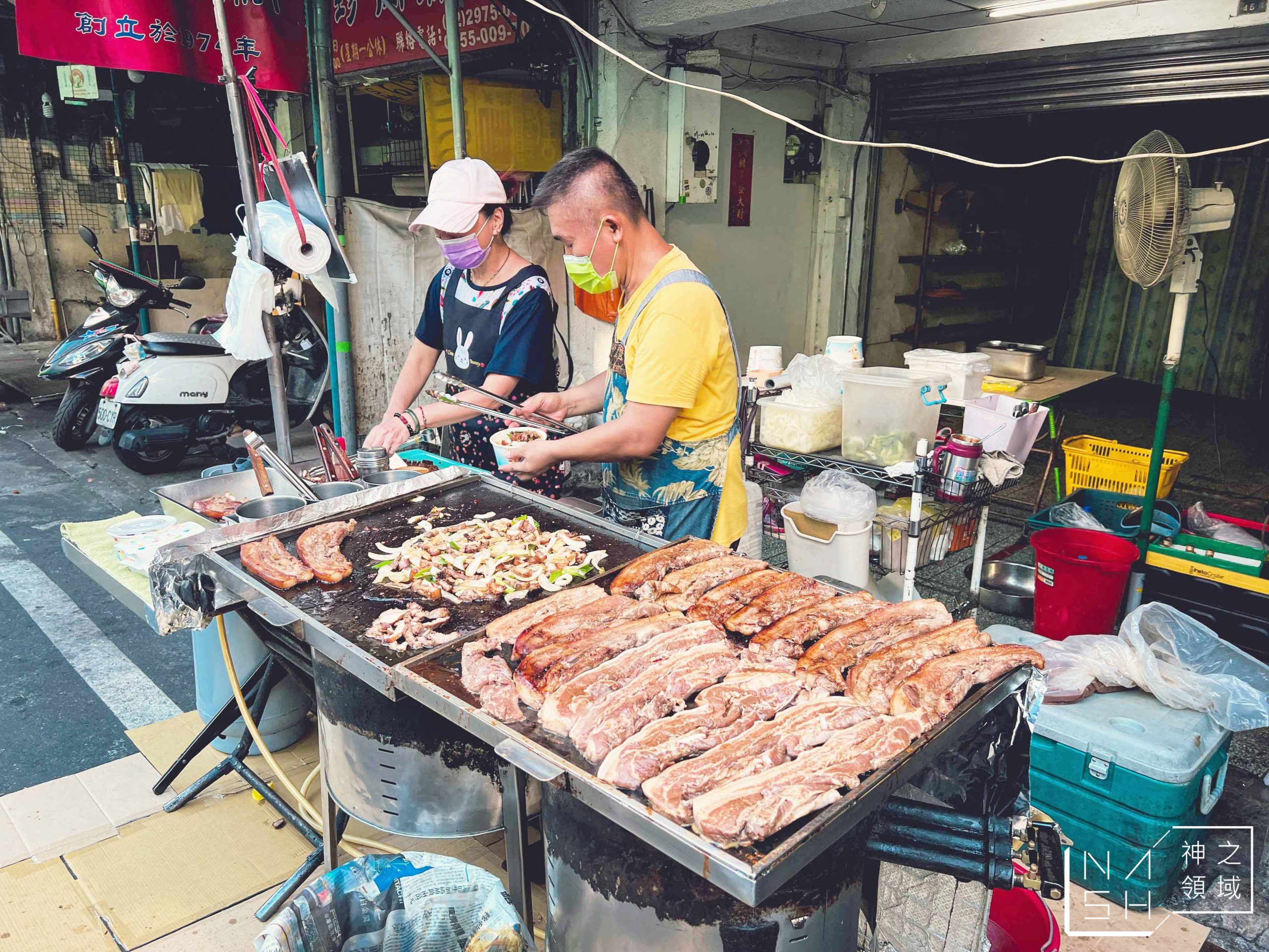 阿舅的石板烤山豬肉