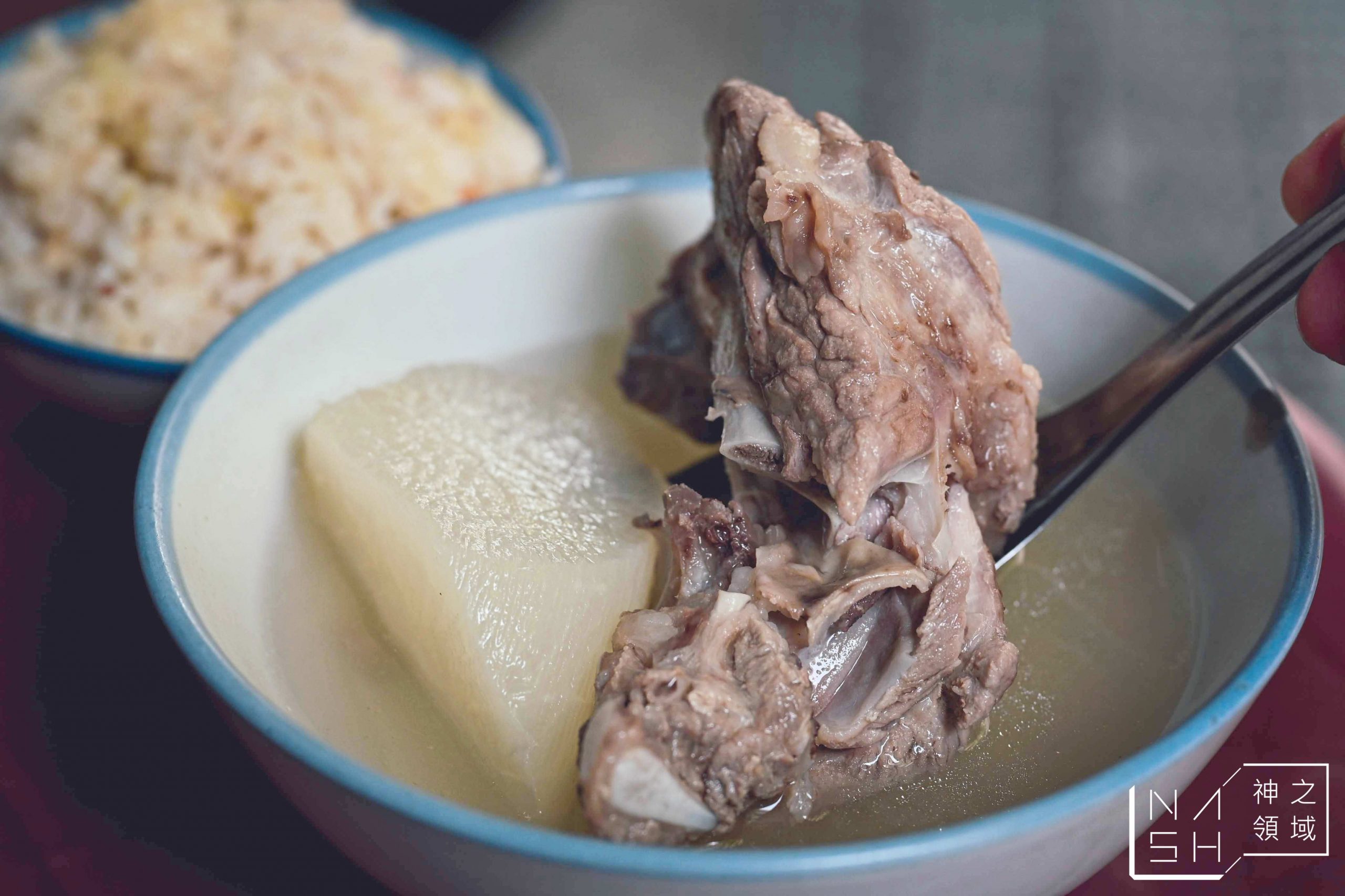 灶頂原汁排骨湯高麗菜飯