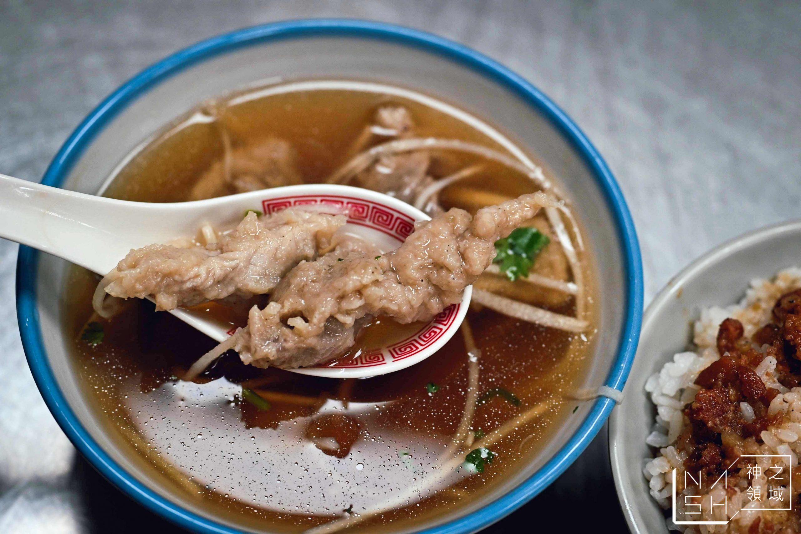 金龍肉焿