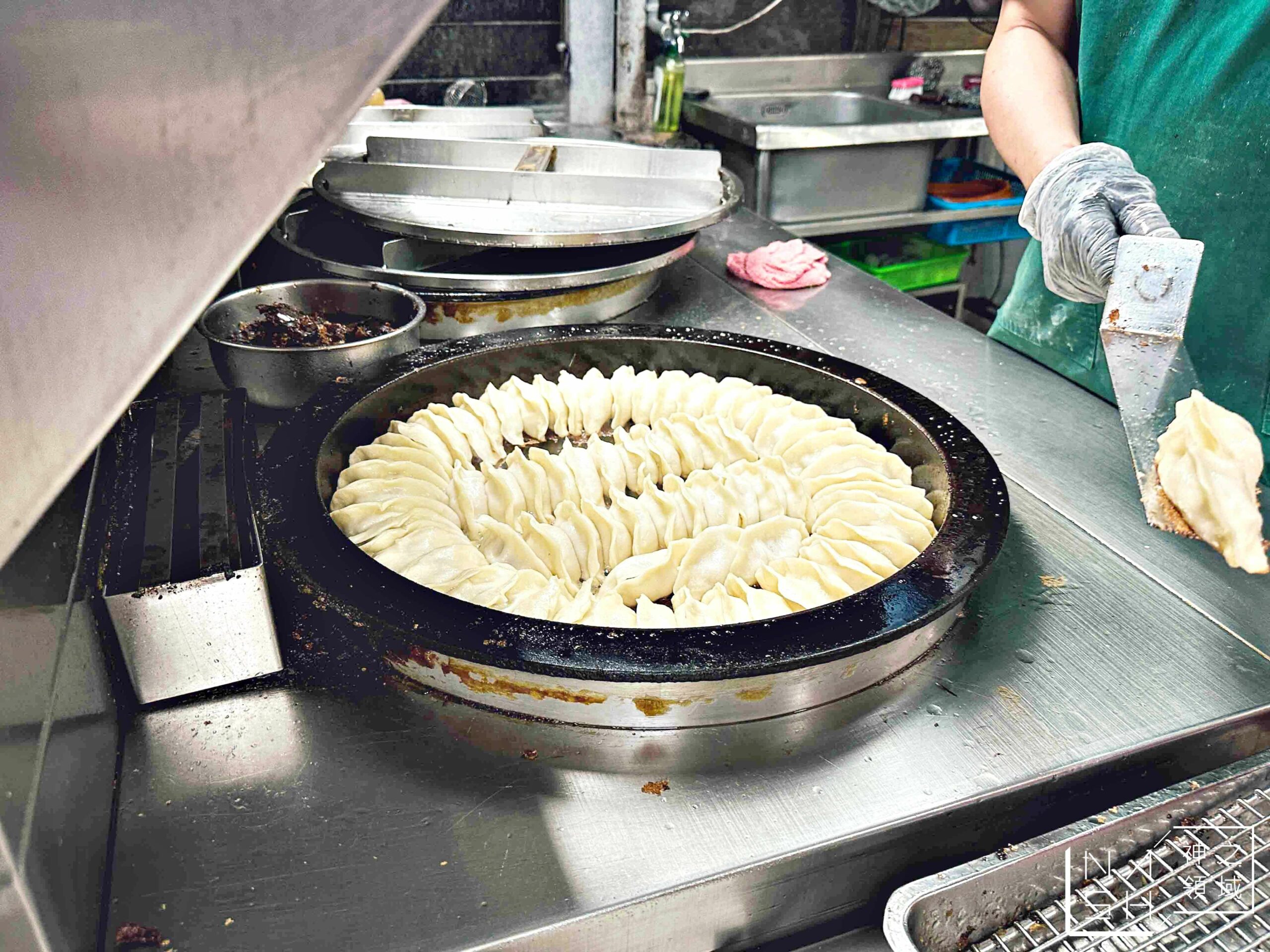 阿堂鍋貼水餃