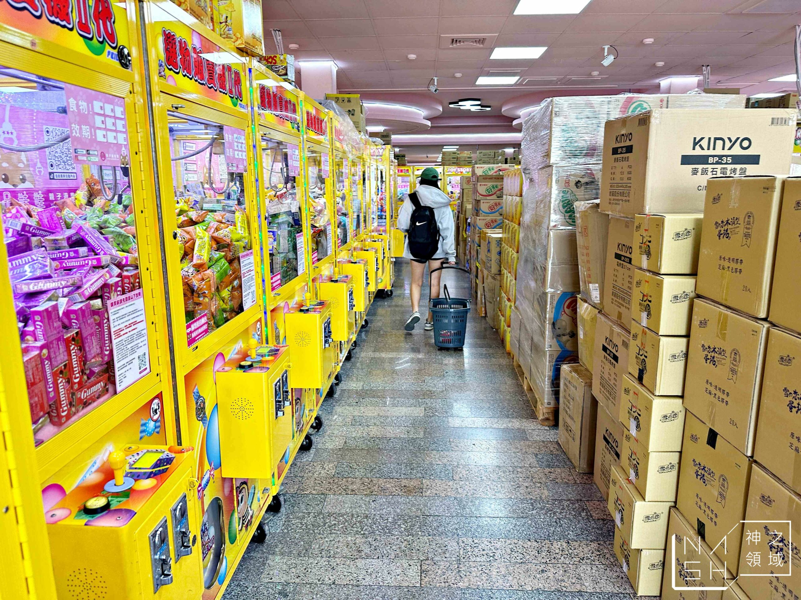 優品娃娃屋台中西屯店