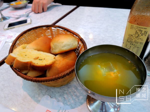 DSCN5708.JPG
