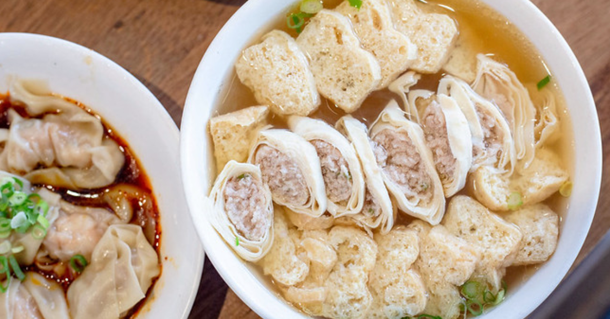 五草車中華麵食館